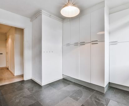 entryway tile install